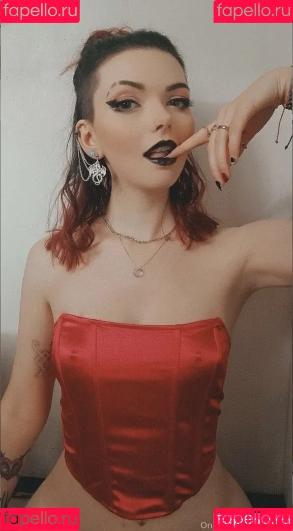 Louise Julie Onlyfans Photo Gallery 