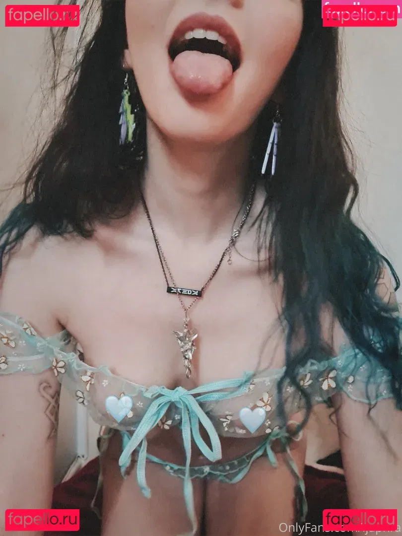 Louise Julie Onlyfans Photo Gallery 