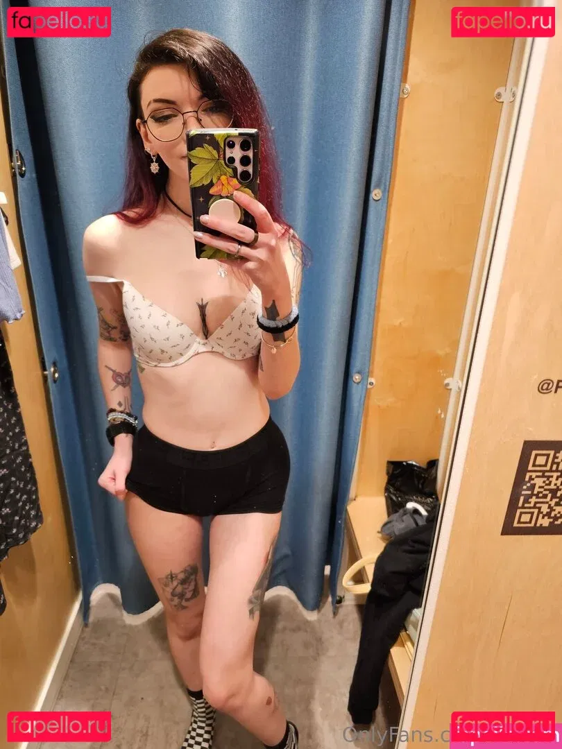 Louise Julie Onlyfans Photo Gallery 