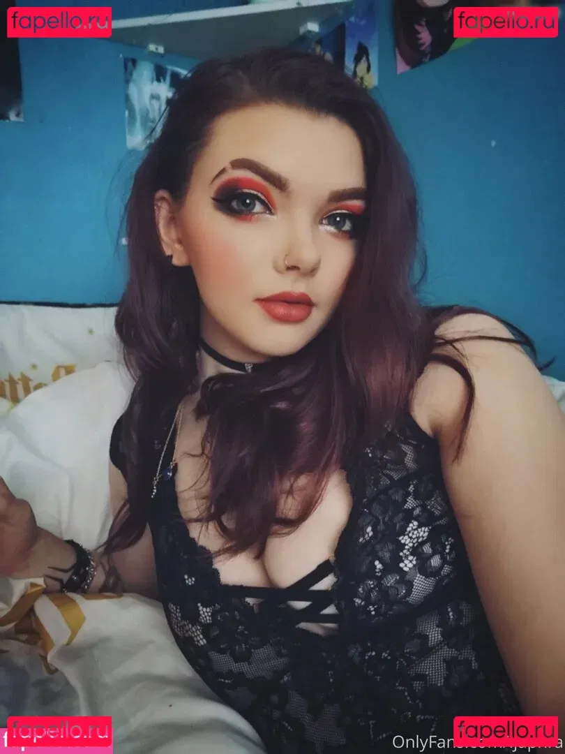 Louise Julie Onlyfans Photo Gallery 