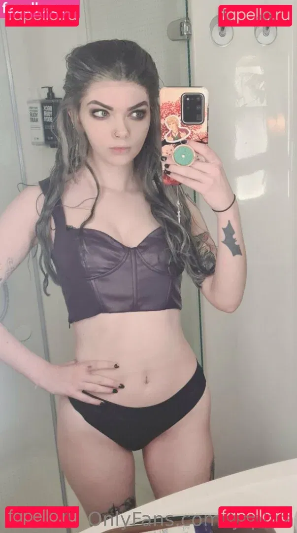 Louise Julie Onlyfans Photo Gallery 