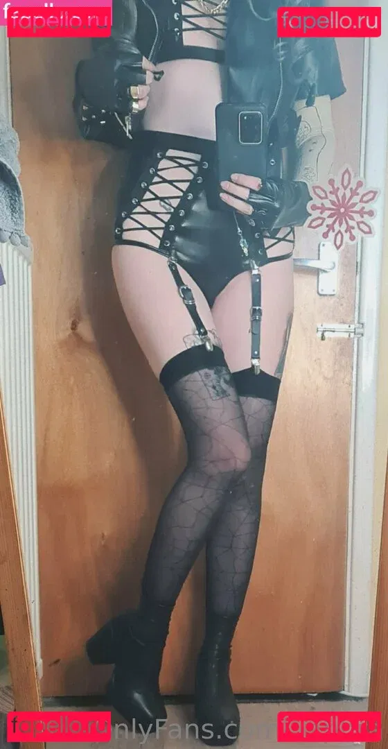 Louise Julie Onlyfans Photo Gallery 