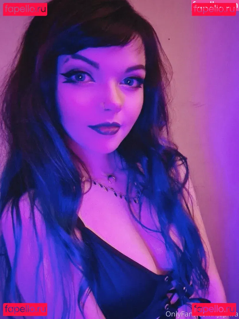 Louise Julie Onlyfans Photo Gallery 