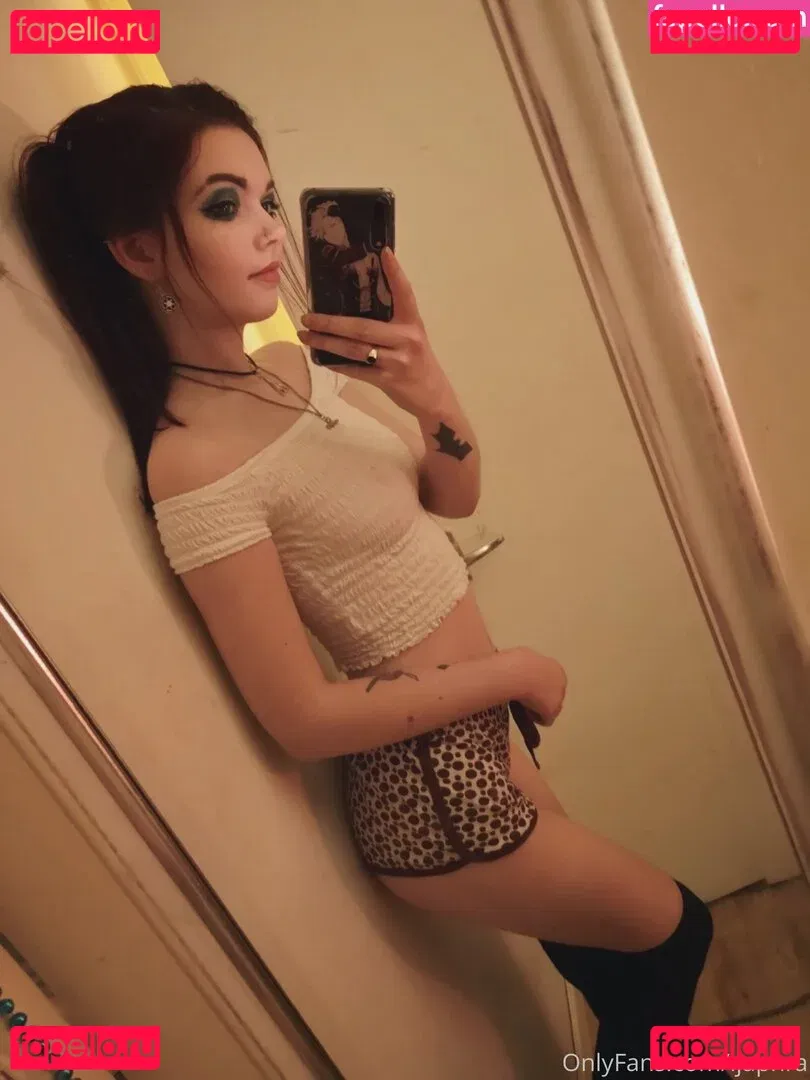 Louise Julie Onlyfans Photo Gallery 