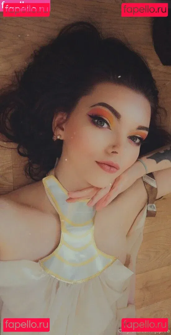 Louise Julie Onlyfans Photo Gallery 