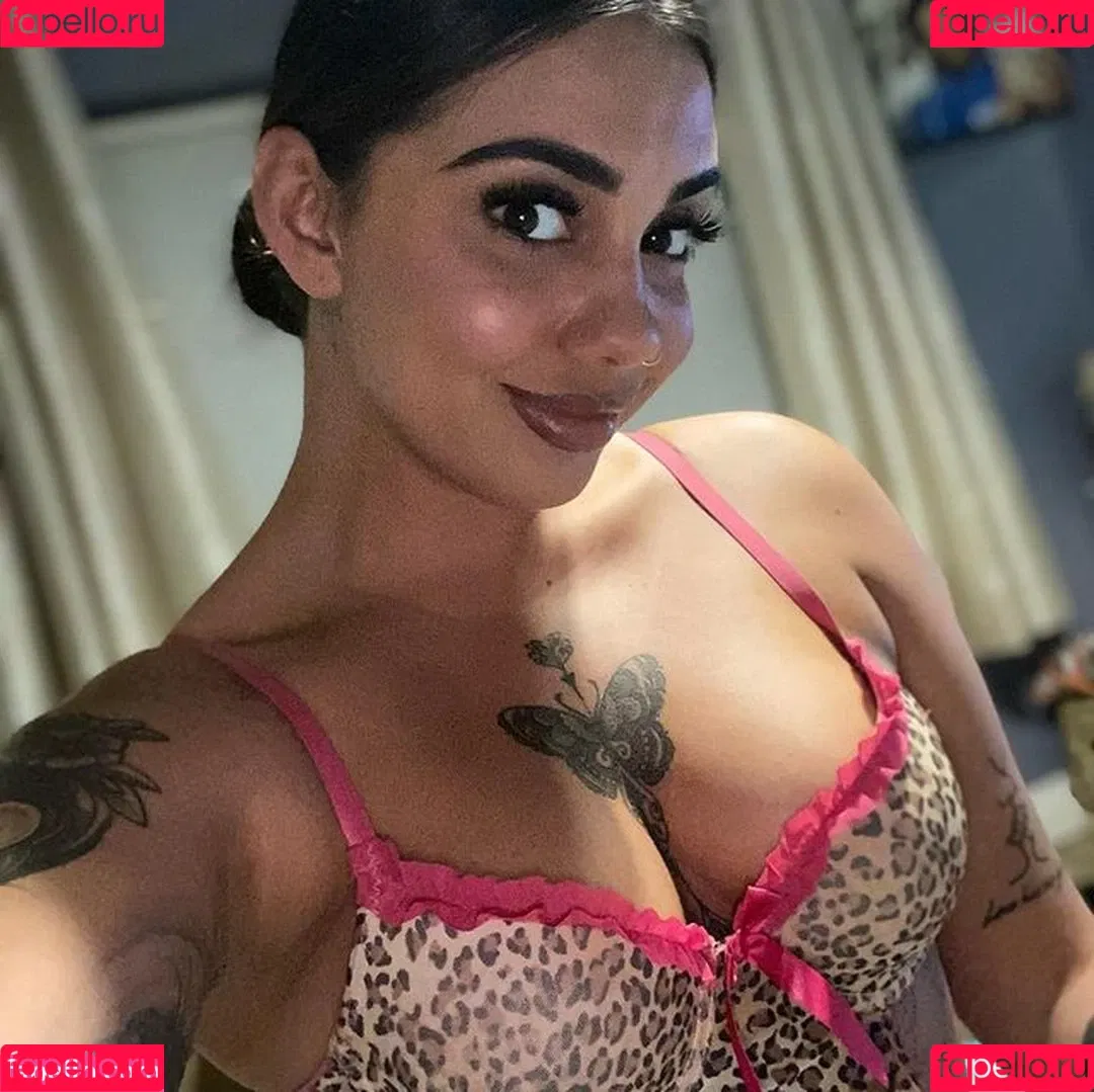 Ava Hourigan Onlyfans Photo Gallery 