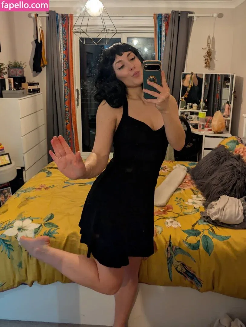 ASMR Shortbread Onlyfans Photo Gallery 