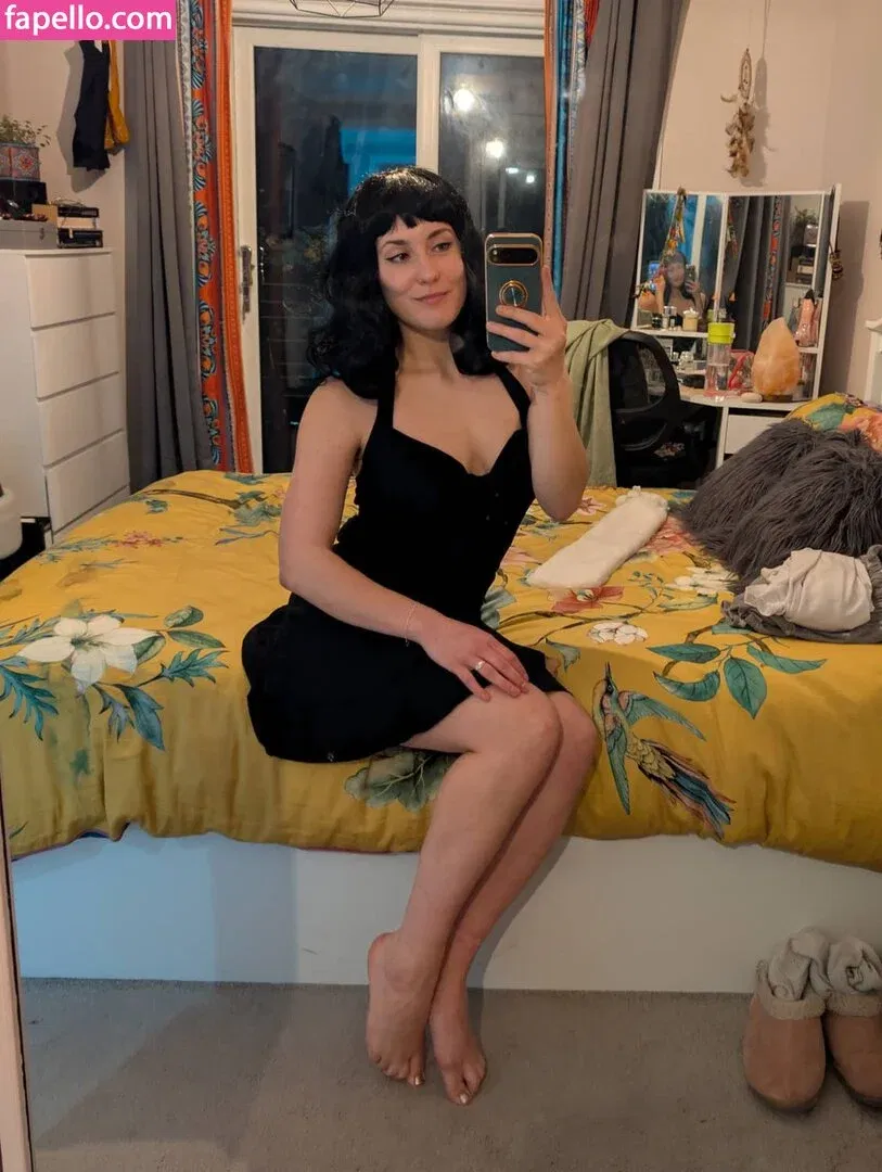 ASMR Shortbread Onlyfans Photo Gallery 