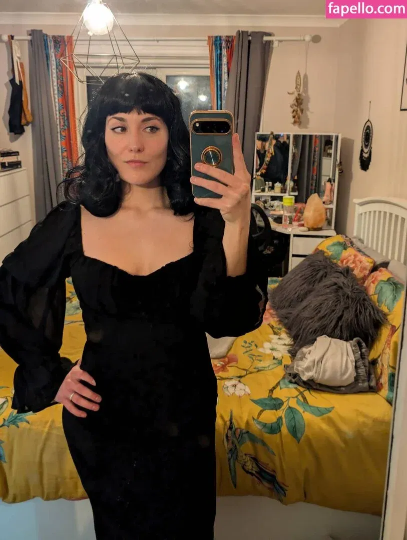 ASMR Shortbread Onlyfans Photo Gallery 