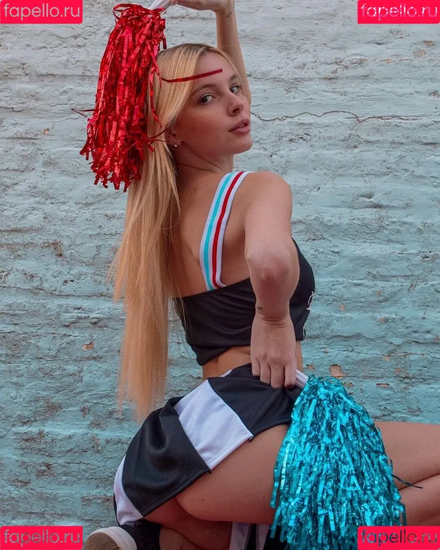 Yus Lopez Onlyfans Photo Gallery 