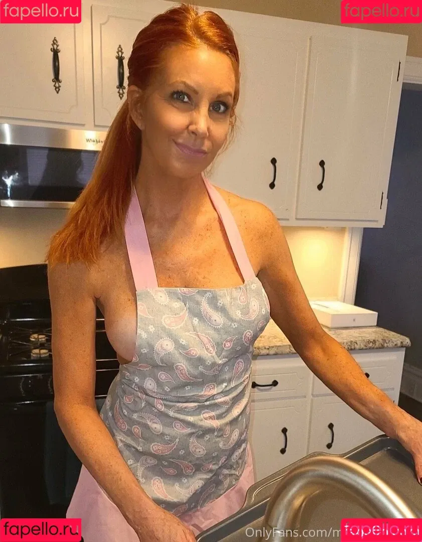 Mrsrobinsonxo Onlyfans Photo Gallery 