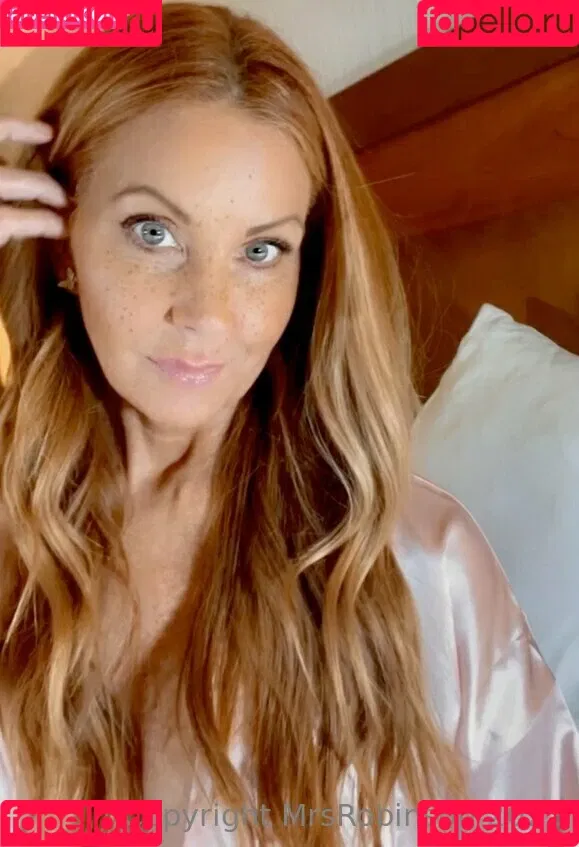 Mrsrobinsonxo Onlyfans Photo Gallery 
