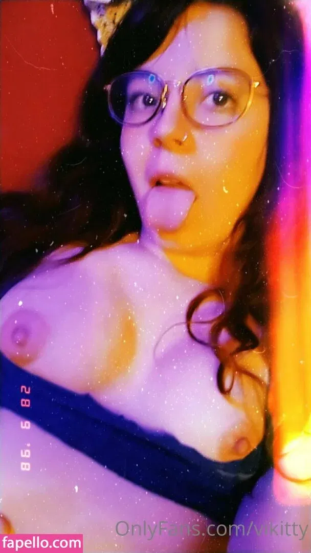 vikitty Onlyfans Photo Gallery 