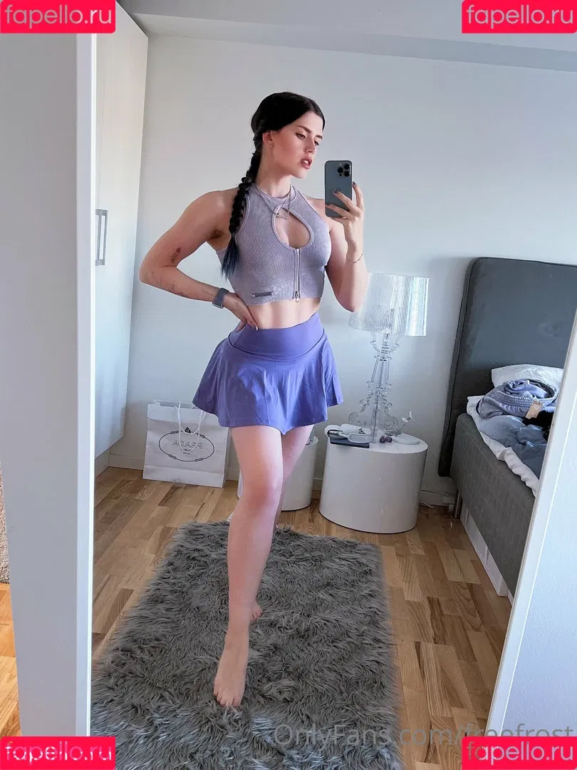 Adeline Frost Onlyfans Photo Gallery 