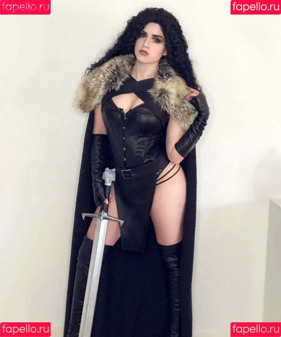 Adeline Frost Onlyfans Photo Gallery 