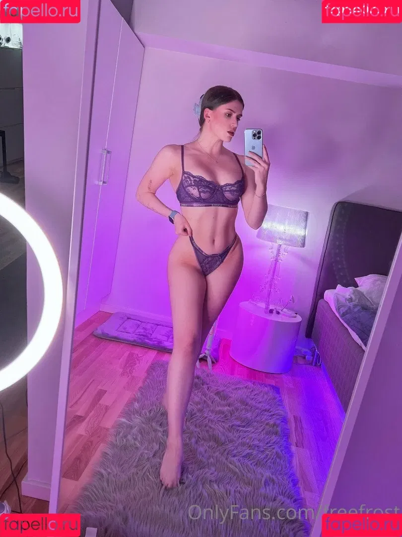 Adeline Frost Onlyfans Photo Gallery 