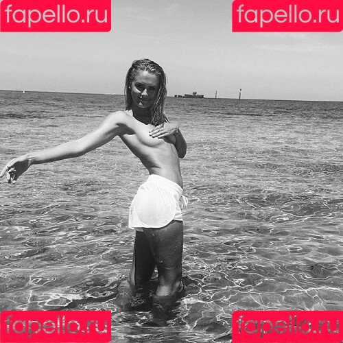 Steph Claire Smith Onlyfans Photo Gallery 