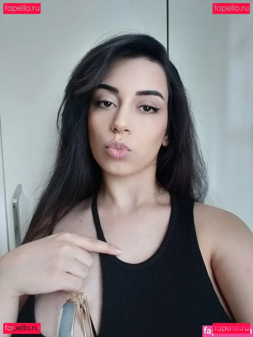 naturabody Onlyfans Photo Gallery 