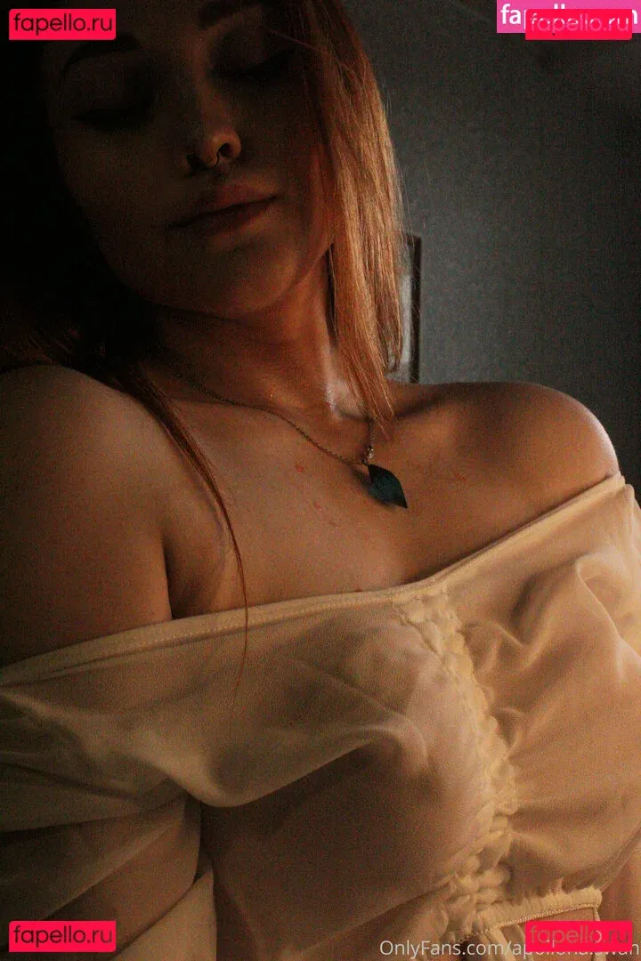 Apollinaria Lebedeva Onlyfans Photo Gallery 