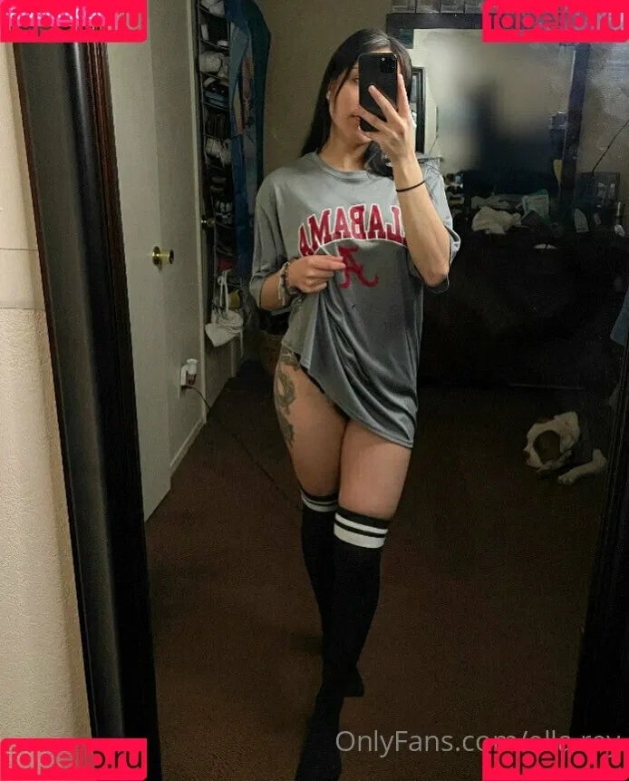 ella.rey Onlyfans Photo Gallery 