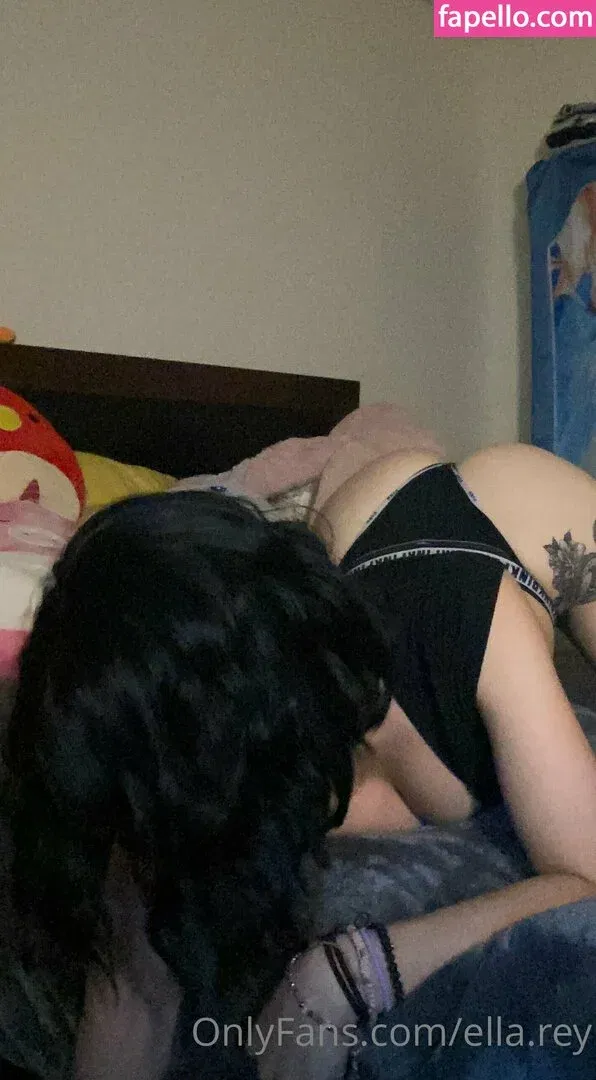ella.rey Onlyfans Photo Gallery 