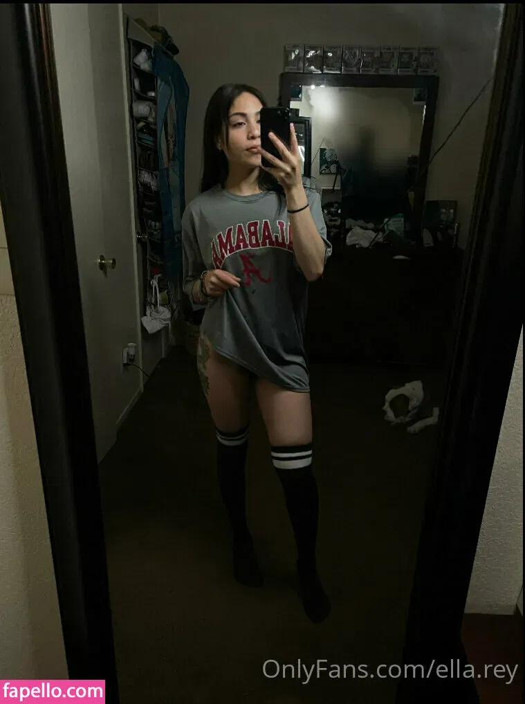ella.rey Onlyfans Photo Gallery 