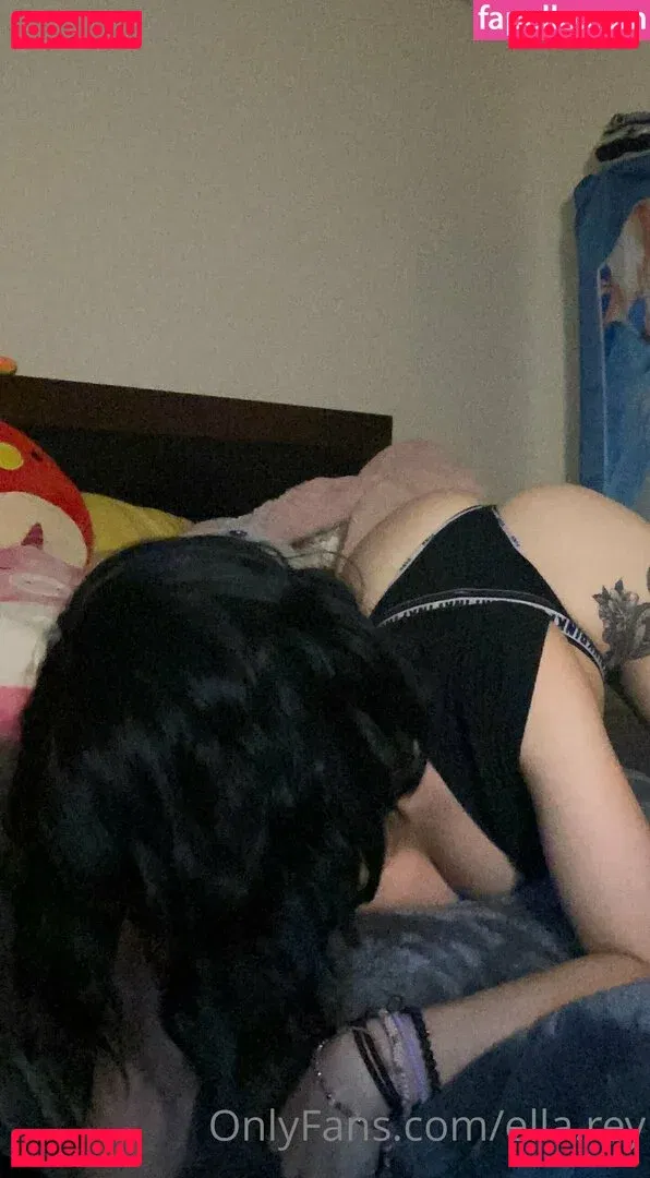ella.rey Onlyfans Photo Gallery 
