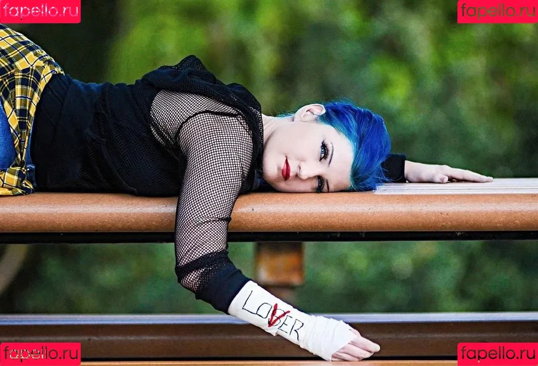 Leva Bates Onlyfans Photo Gallery 