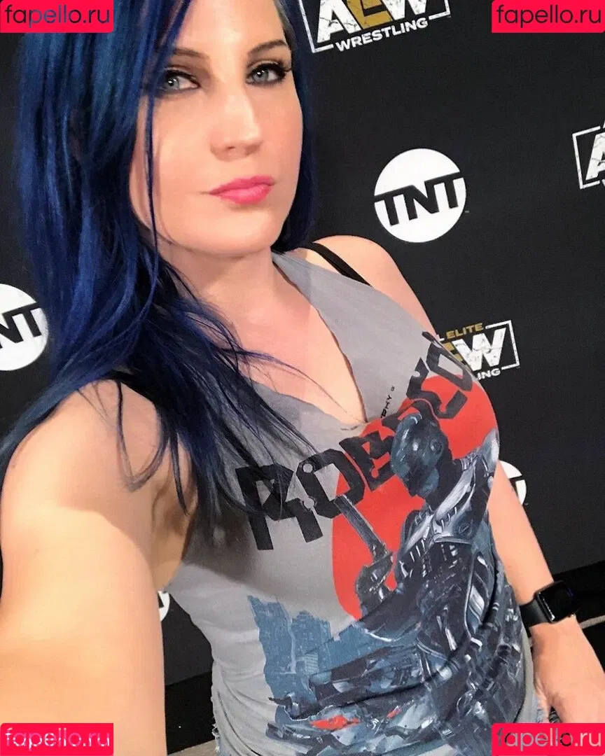 Leva Bates Onlyfans Photo Gallery 