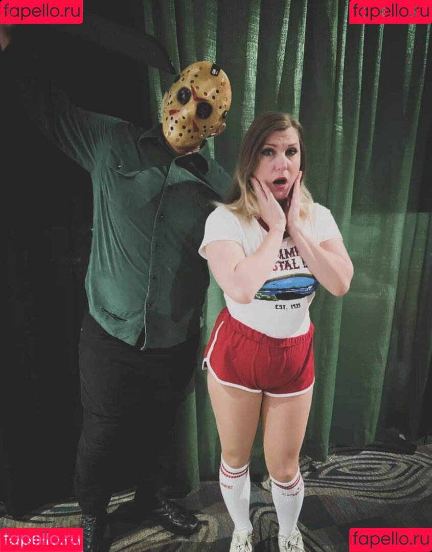 Leva Bates Onlyfans Photo Gallery 