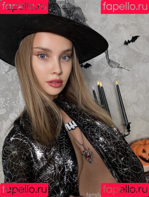 catherine7 Onlyfans Photo Gallery 