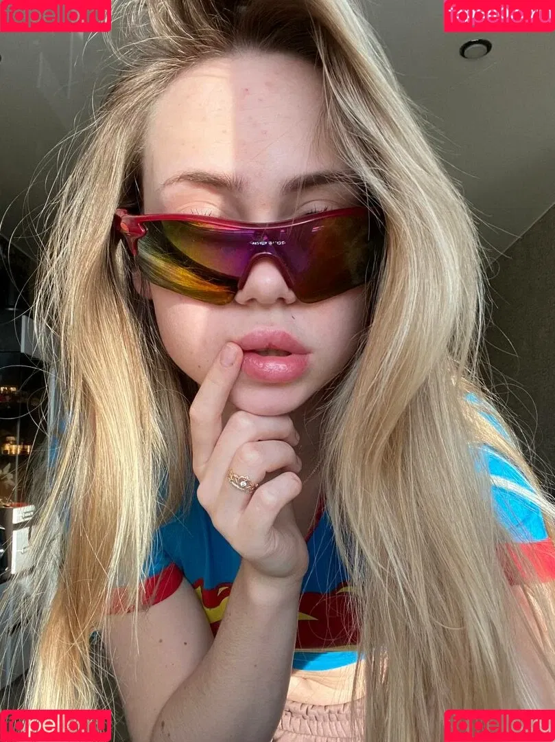 alena_shuvaeva Onlyfans Photo Gallery 