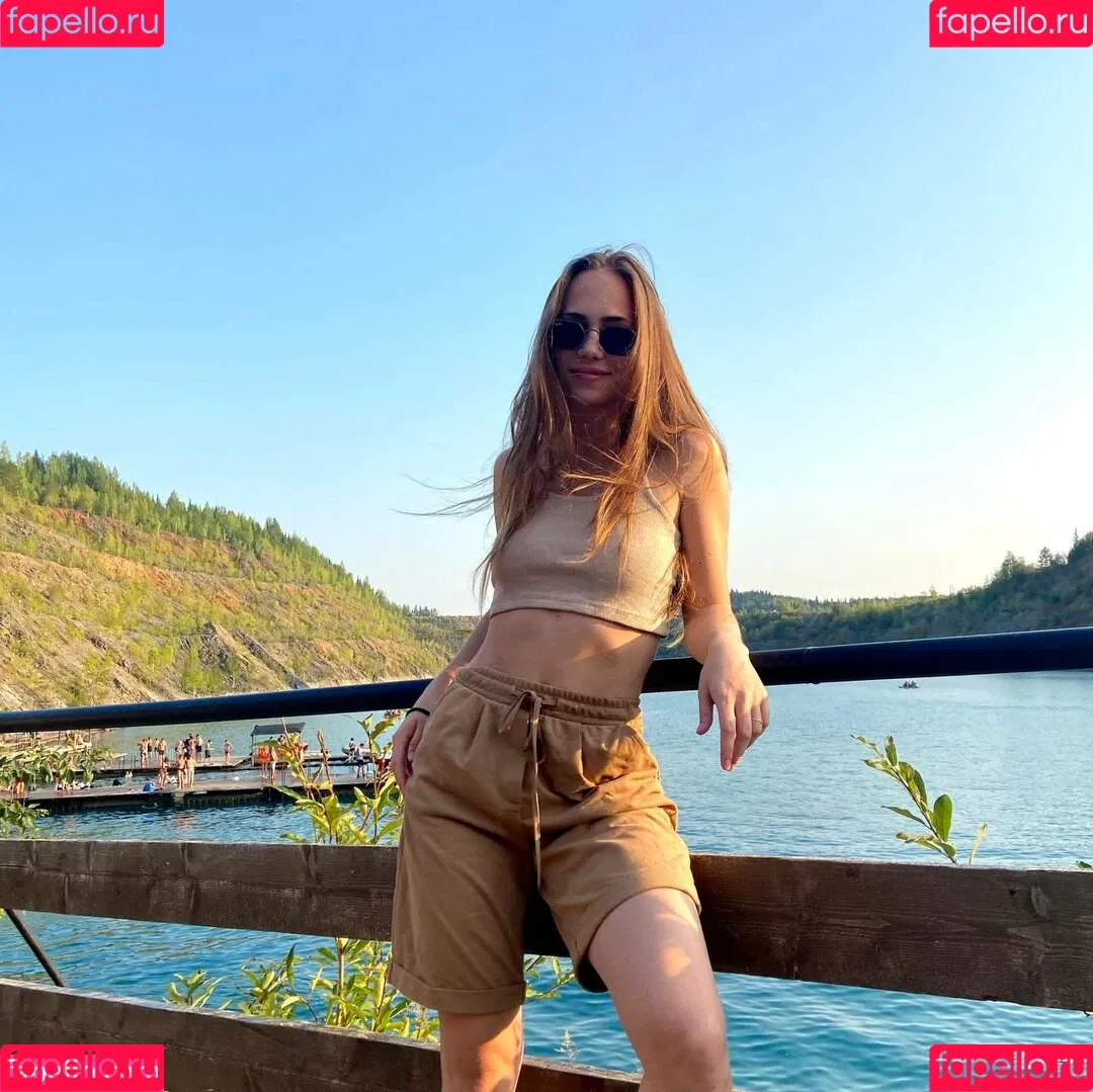 alena_shuvaeva Onlyfans Photo Gallery 