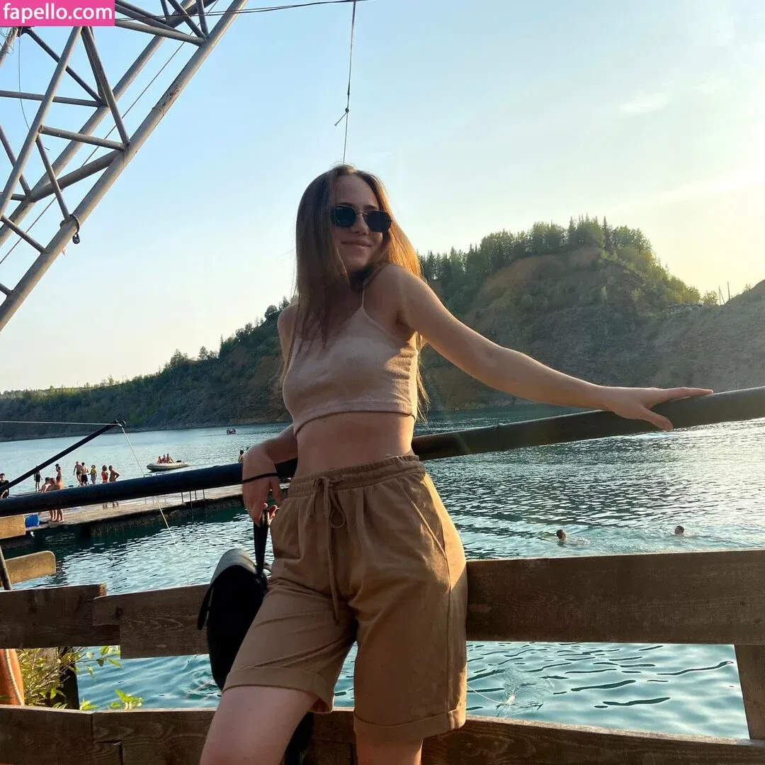 alena_shuvaeva Onlyfans Photo Gallery 