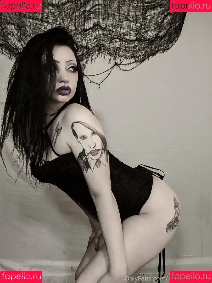 herkreepysyte Onlyfans Photo Gallery 