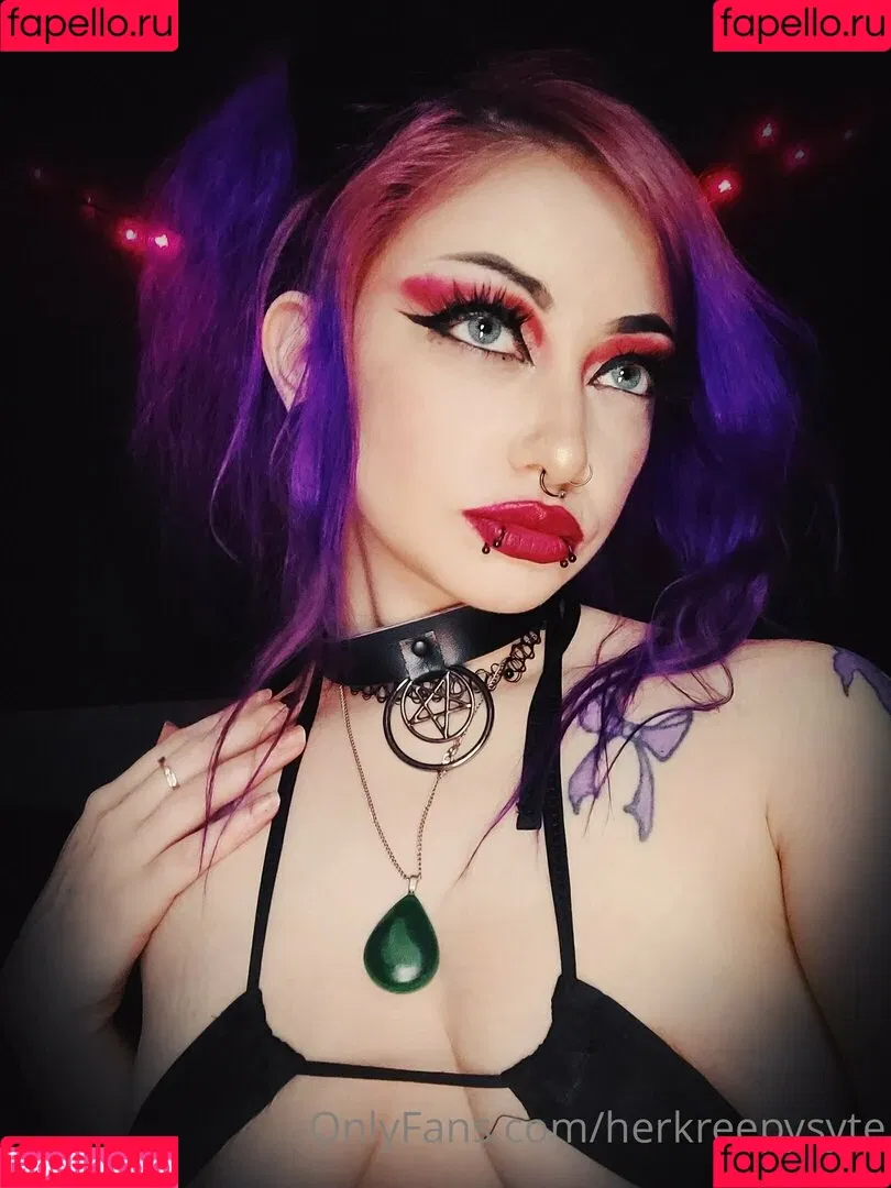 herkreepysyte Onlyfans Photo Gallery 