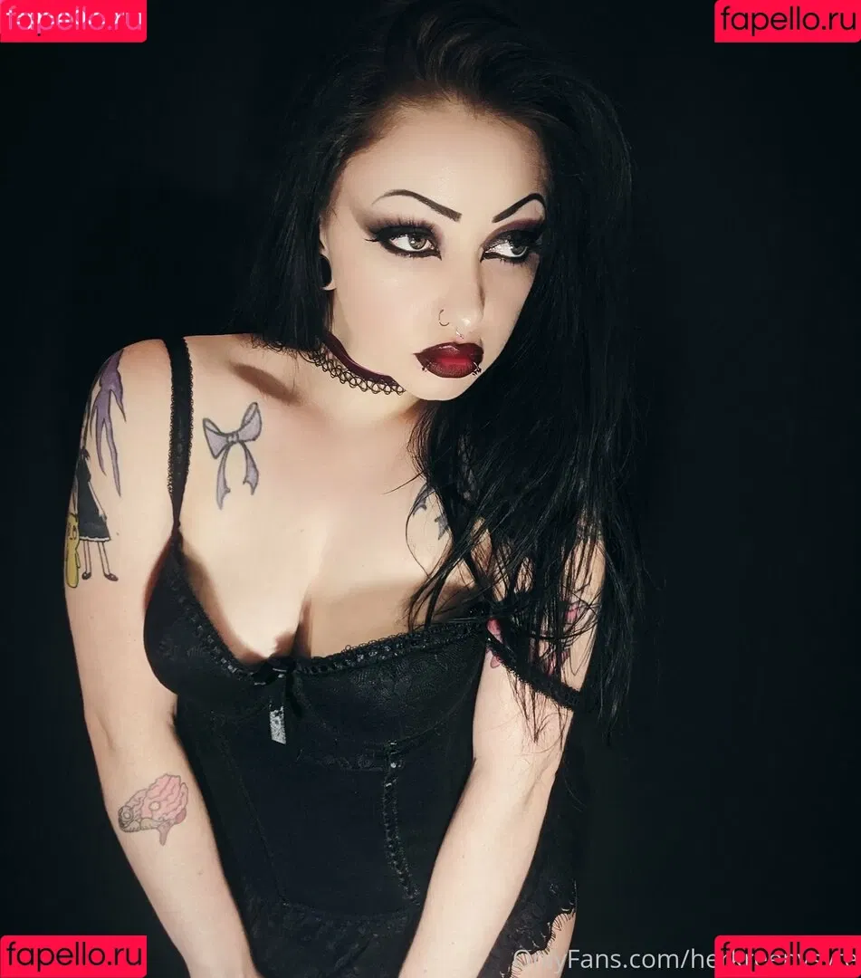 herkreepysyte Onlyfans Photo Gallery 