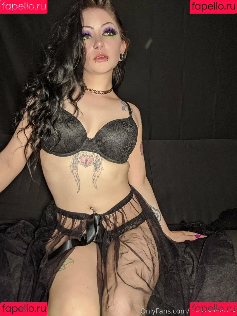 herkreepysyte Onlyfans Photo Gallery 