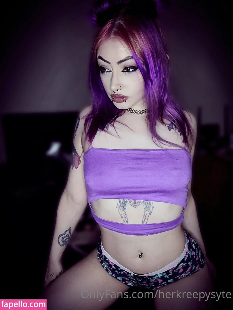 herkreepysyte Onlyfans Photo Gallery 