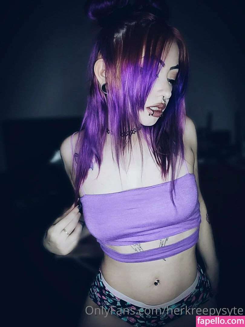 herkreepysyte Onlyfans Photo Gallery 