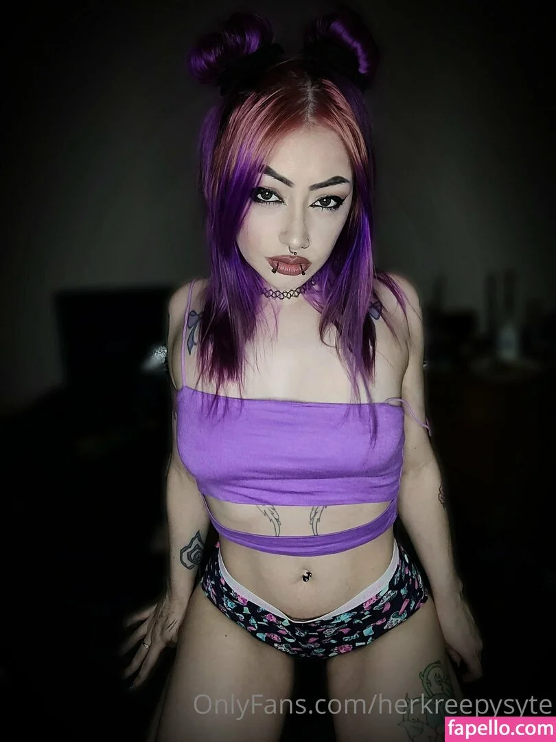 herkreepysyte Onlyfans Photo Gallery 