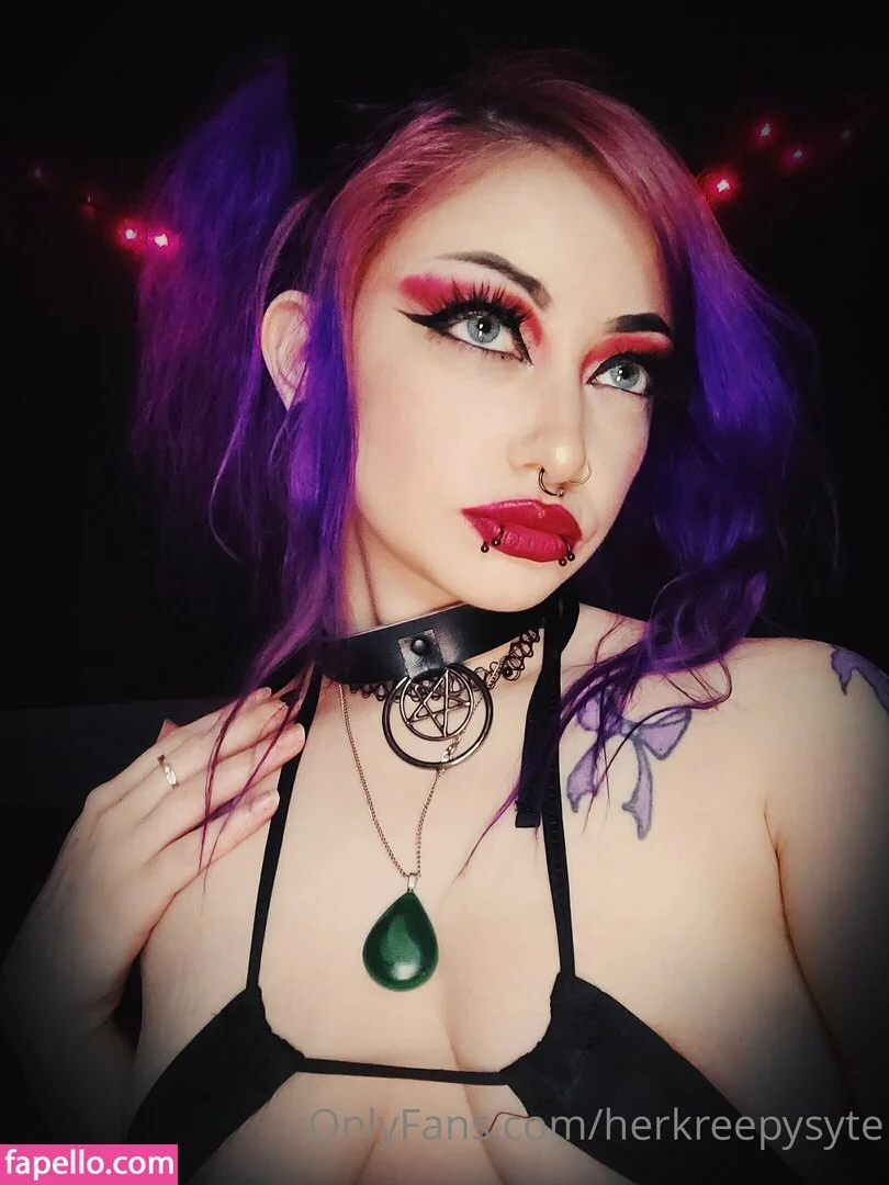 herkreepysyte Onlyfans Photo Gallery 