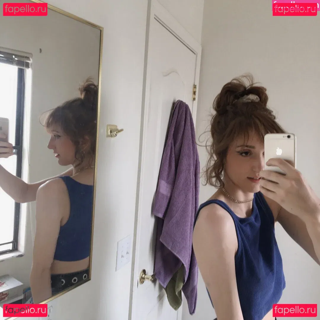 docilemoth Onlyfans Photo Gallery 