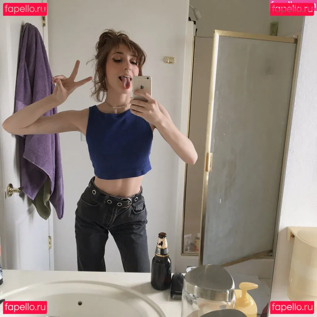 docilemoth Onlyfans Photo Gallery 