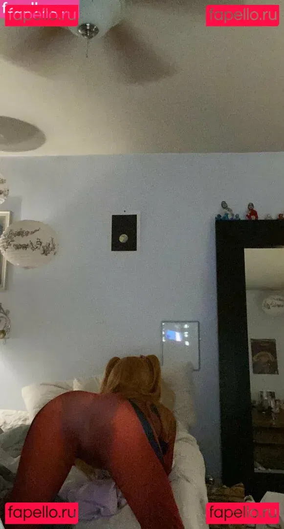 docilemoth Onlyfans Photo Gallery 