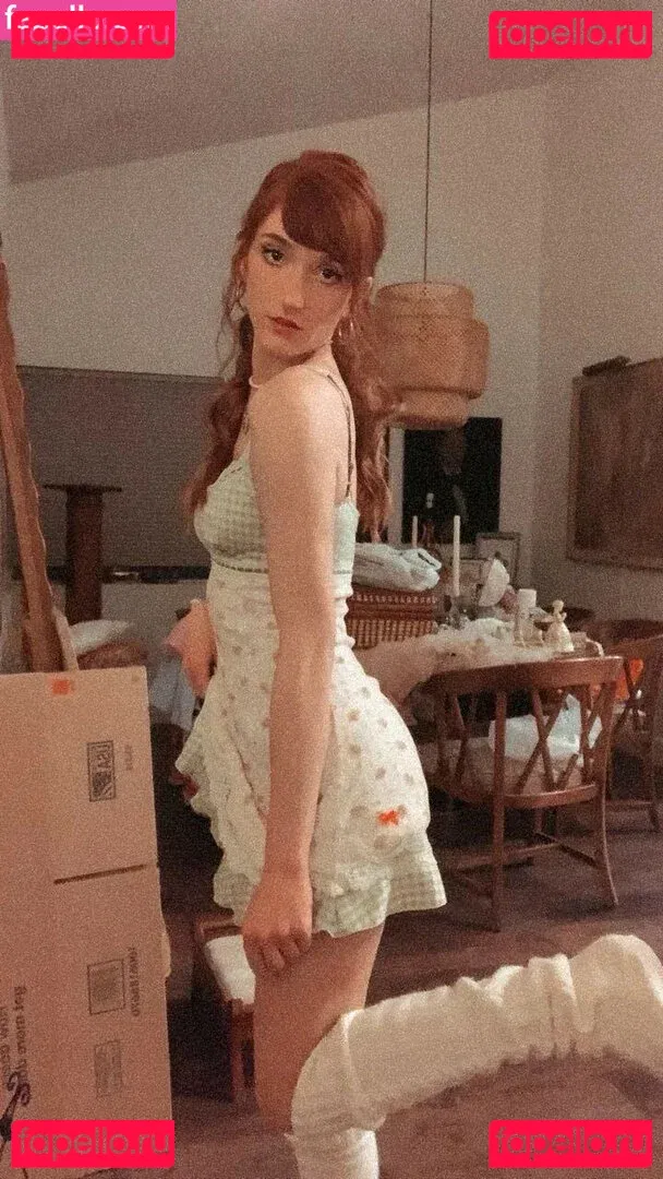 docilemoth Onlyfans Photo Gallery 