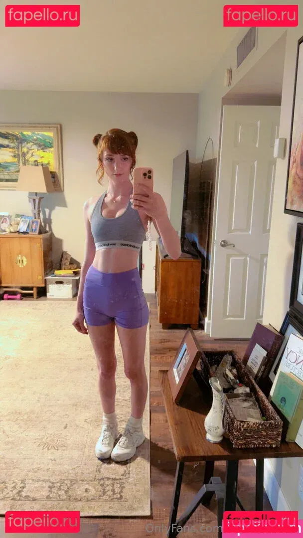 docilemoth Onlyfans Photo Gallery 