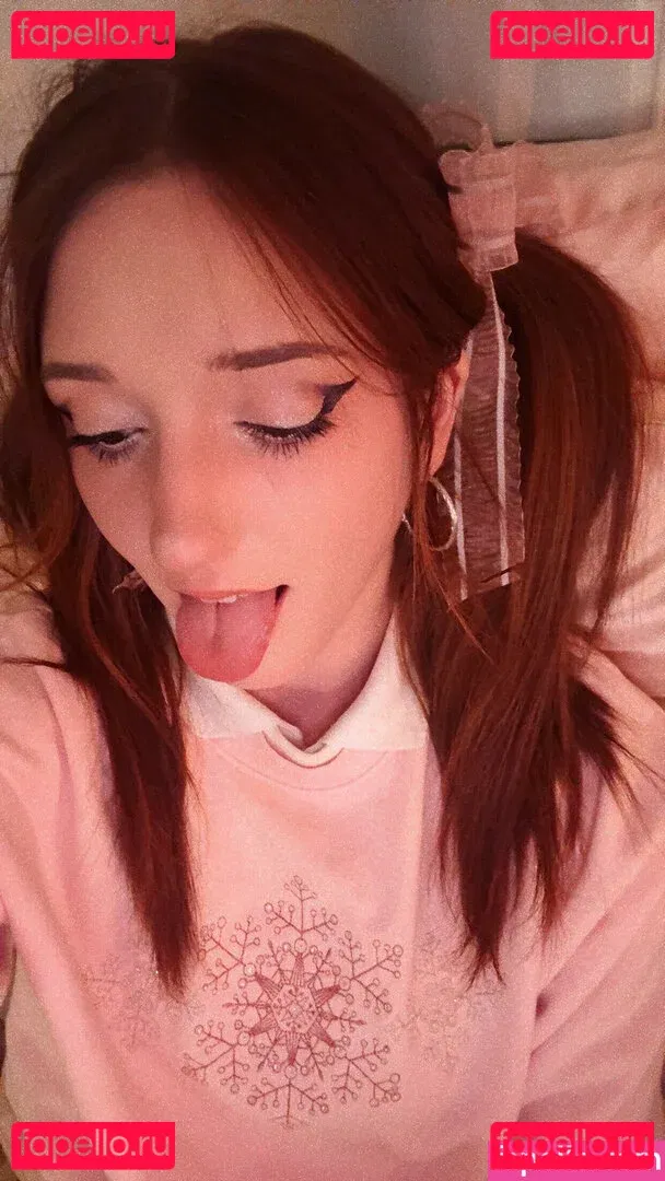 docilemoth Onlyfans Photo Gallery 