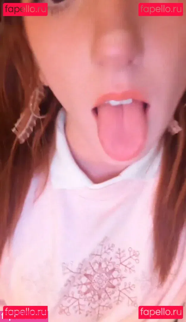 docilemoth Onlyfans Photo Gallery 