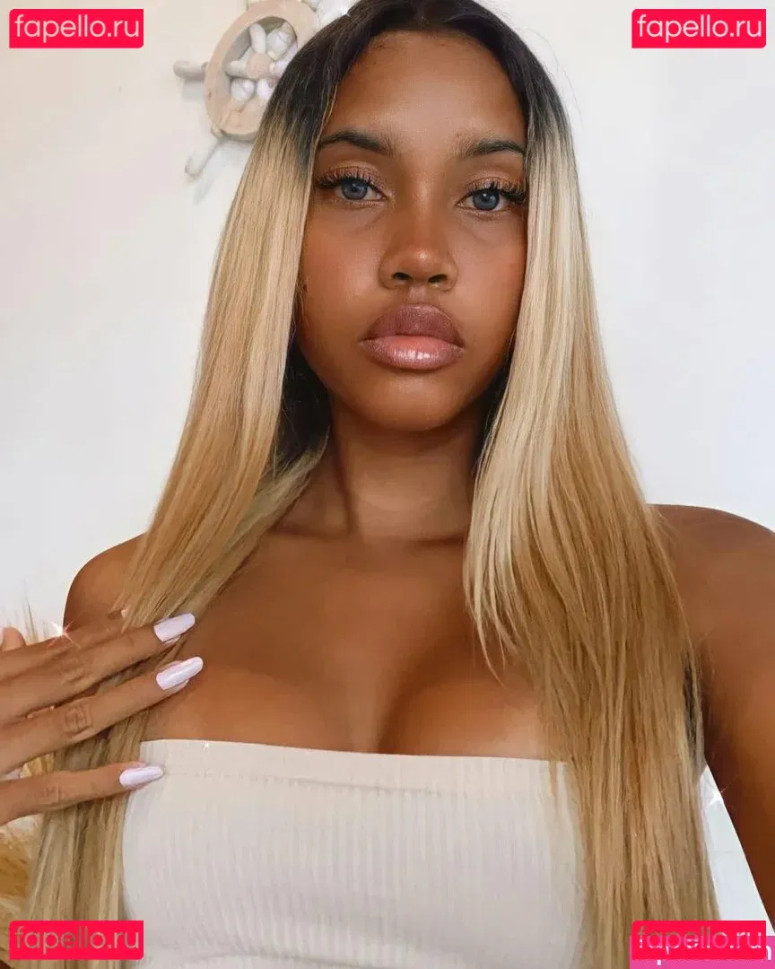 Fauutami Onlyfans Photo Gallery 